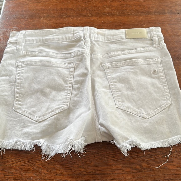 White cutoff shorts - Picture 4 of 7